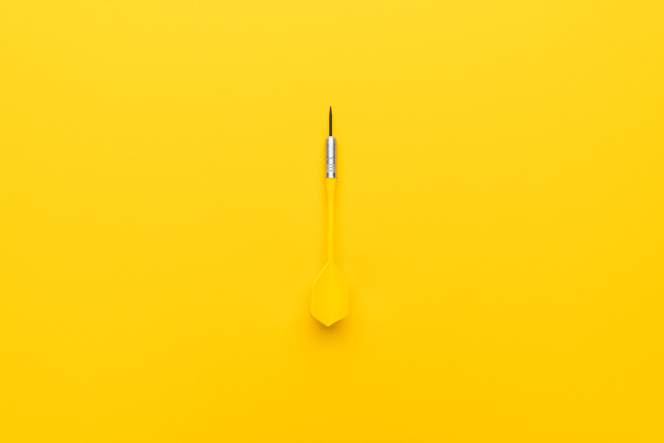 Dardo amarillo